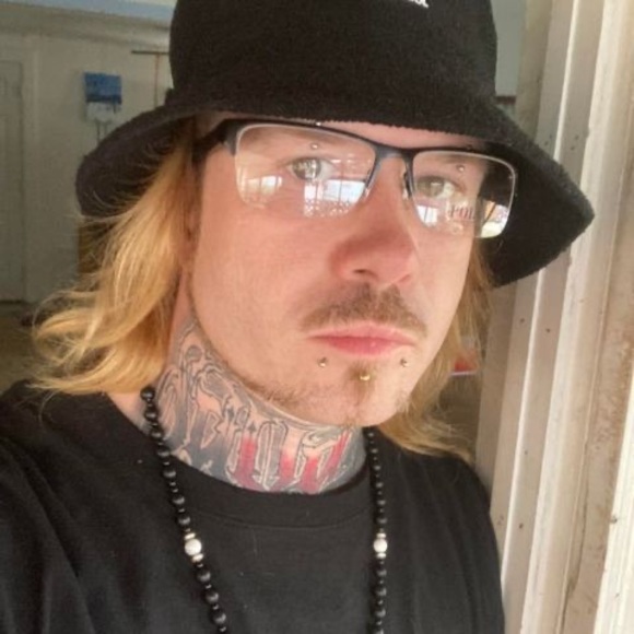 Meet your Posher, Jason - Picture 1 of 1